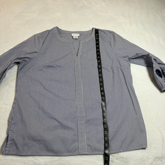 Liz Claiborne Split Neck Stripe Popover Blouse Size L Embroidered Floral Coastal - Picture 8 of 8